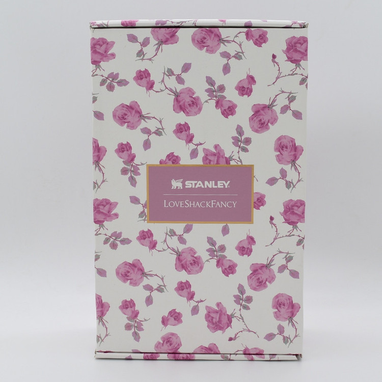 تراول ماگ مدل LoveShackFancy Holiday Quencher Limited edition گنجایش 1.18 لیتر